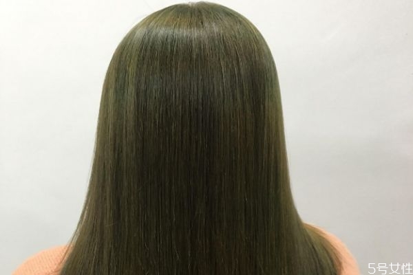 不用漂可以染悶青色嗎 染過紅色能染悶青色嗎 不用漂可以染悶青色嗎 染過紅色能染悶青色嗎