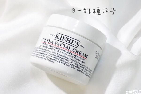 補水和保濕哪個重要 基礎(chǔ)補水和深層補水區(qū)別 補水和保濕哪個重要 基礎(chǔ)補水和深層補水區(qū)別