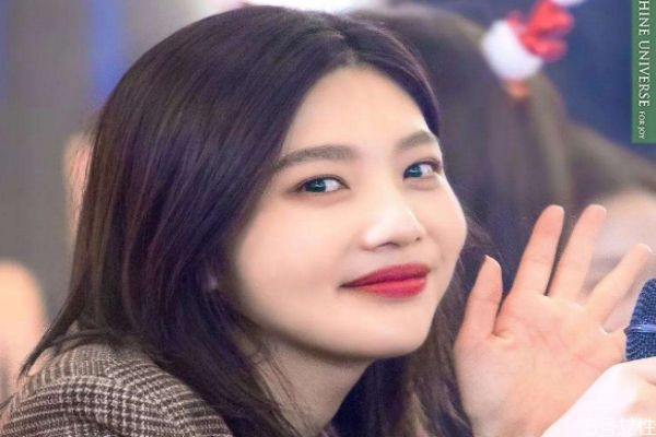 男生適合染黑茶色嗎 男生染黑茶色可以搭配的發(fā)型 男生適合染黑茶色嗎 男生染黑茶色可以搭配的發(fā)型