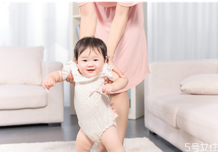 嬰兒干性濕疹是因為熱的嗎 干性濕疹如何止癢 嬰兒干性濕疹是因為熱的嗎 干性濕疹如何止癢