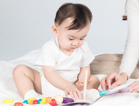 寶寶耳屎多久清理一次 寶寶耳屎多有什么影響 寶寶耳屎多久清理一次 寶寶耳屎多有什么影響