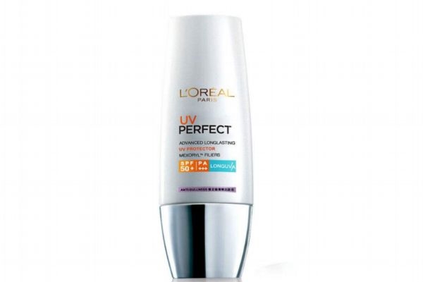 先涂防曬還是先涂隔離 隔離防曬只用一樣行嗎 先涂防曬還是先涂隔離 隔離防曬只用一樣行嗎