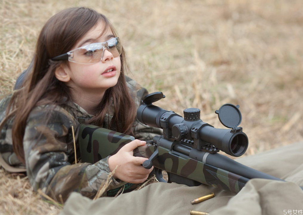 6歲前孩子聰明的表現(xiàn) 0-6歲幼兒養(yǎng)育關(guān)鍵要點(diǎn)是什么 6歲前孩子聰明的表現(xiàn) 0-6歲幼兒養(yǎng)育關(guān)鍵要點(diǎn)是什么