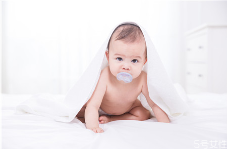 溫母乳不能超過(guò)多少度 冷凍的母乳可以用熱水解凍嗎 溫母乳不能超過(guò)多少度 冷凍的母乳可以用熱水解凍嗎