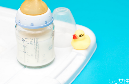 溫母乳的正確方法 溫母乳不當(dāng)?shù)暮蠊? alt=