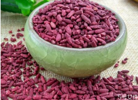 紅曲米怎么給鹵肉上色 紅曲米的使用方法 紅曲米怎么給鹵肉上色 紅曲米的使用方法