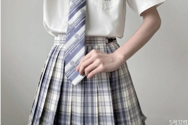 jk風(fēng)最近為什么會火 盤點(diǎn)jk制服小萌款 jk風(fēng)最近為什么會火 盤點(diǎn)jk制服小萌款