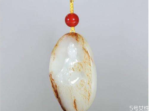 玉真的有靈性嗎 兩三百塊錢的玉可以養(yǎng)人嗎 玉真的有靈性嗎 兩三百塊錢的玉可以養(yǎng)人嗎