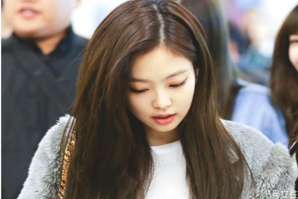 過敏肌膚能去角質(zhì)嗎 過敏性干性皮膚怎么保養(yǎng) 過敏肌膚能去角質(zhì)嗎 過敏性干性皮膚怎么保養(yǎng)