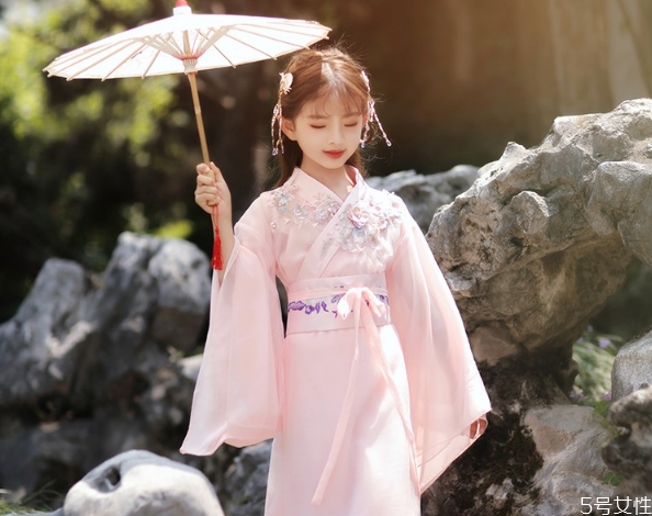 漢服編發(fā)教程 簡單易學(xué)的漢服發(fā)型 漢服編發(fā)教程 簡單易學(xué)的漢服發(fā)型