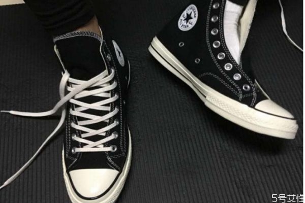 匡威鞋盒怎么看真假 教你匡威怎么不開膠 匡威鞋盒怎么看真假 教你匡威怎么不開膠