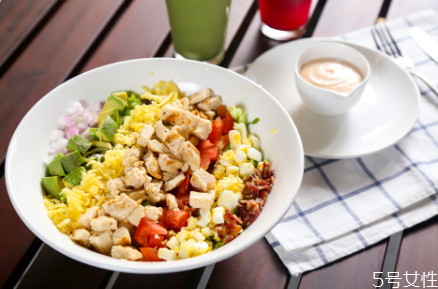 高三學生營養(yǎng)午餐食譜 高三學生煲什么湯營養(yǎng) 高三學生營養(yǎng)午餐食譜 高三學生煲什么湯營養(yǎng)