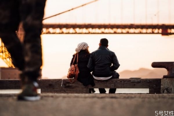 什么導(dǎo)致夫妻生活不和諧 背叛的婚姻繼續(xù)太難了 什么導(dǎo)致夫妻生活不和諧 背叛的婚姻繼續(xù)太難了