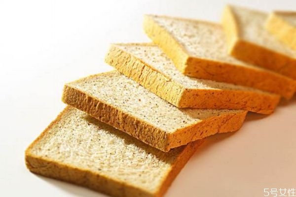 全麥面包的好處有哪些 自制全麥面包教程 全麥面包的好處有哪些 自制全麥面包教程