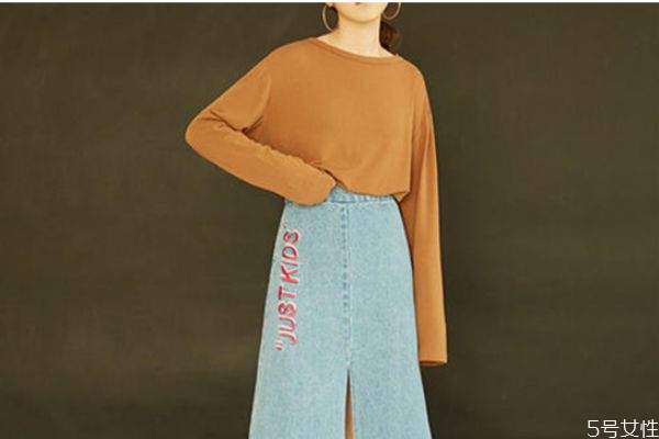 打底衫是貼身穿的嗎 打底衫是什么面料 打底衫是貼身穿的嗎 打底衫是什么面料