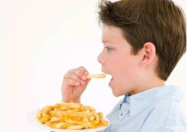 性早熟的孩子不能吃什么 兒童性早熟有什么飲食禁忌 性早熟的孩子不能吃什么 兒童性早熟有什么飲食禁忌