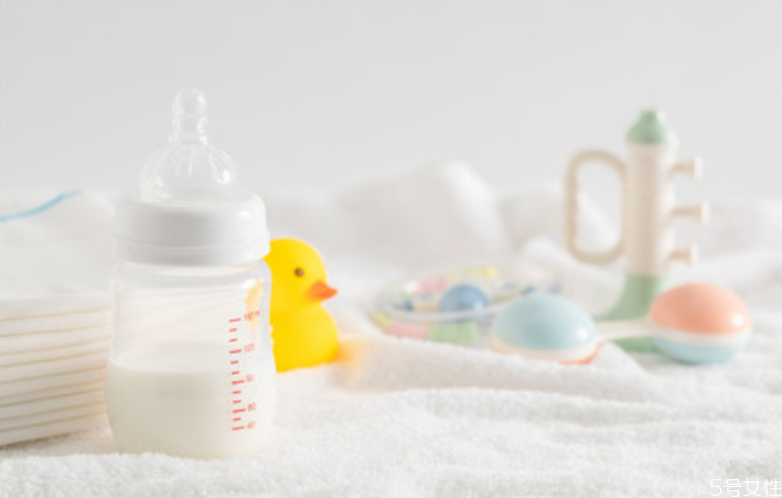 寶寶喝假牛奶對健康有什么危害 兒童食品安全常識(shí) 寶寶喝假牛奶對健康有什么危害 兒童食品安全常識(shí)