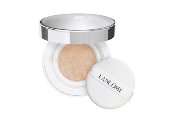 氣墊粉餅使用步驟 出門是帶氣墊還是粉餅 氣墊粉餅使用步驟 出門是帶氣墊還是粉餅