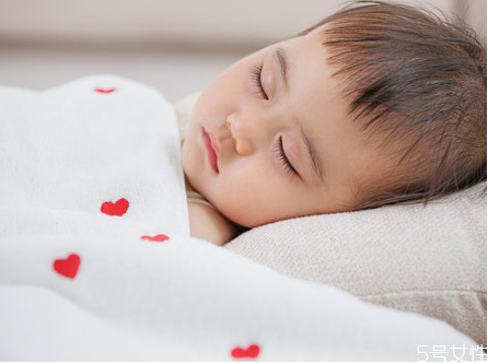 寶寶退燒后還需要吃藥嗎 寶寶退燒時(shí)應(yīng)注意什么 寶寶退燒后還需要吃藥嗎 寶寶退燒時(shí)應(yīng)注意什么