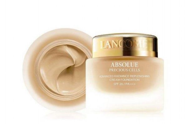 粉底霜還需要卸妝嗎 粉底不卸妝有影響嗎 粉底霜還需要卸妝嗎 粉底不卸妝有影響嗎