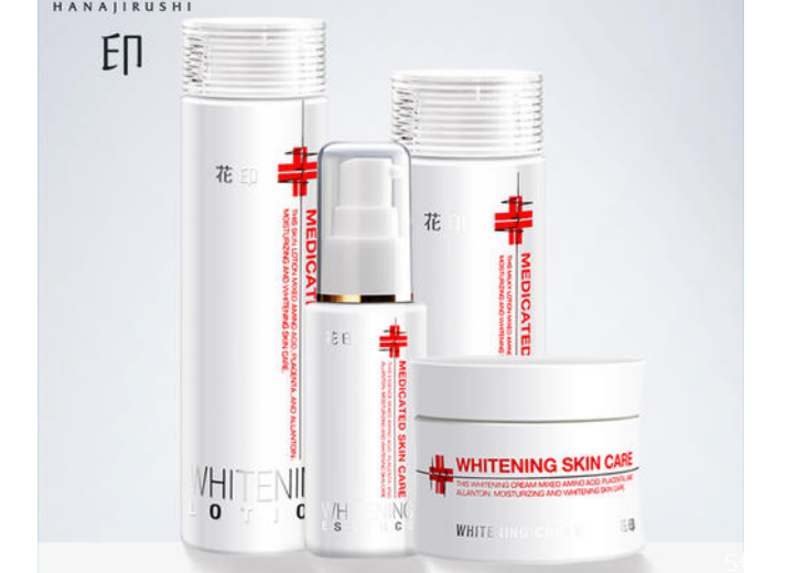 藥妝和普通護(hù)膚品有何區(qū)別 什么樣的人適合用藥妝護(hù)膚品 藥妝和普通護(hù)膚品有何區(qū)別 什么樣的人適合用藥妝護(hù)膚品