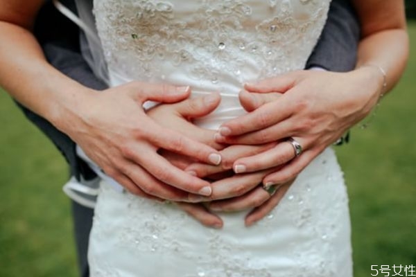 男人出軌后的行為表現(xiàn) 有外遇的具體表現(xiàn) 男人出軌后的行為表現(xiàn) 有外遇的具體表現(xiàn)