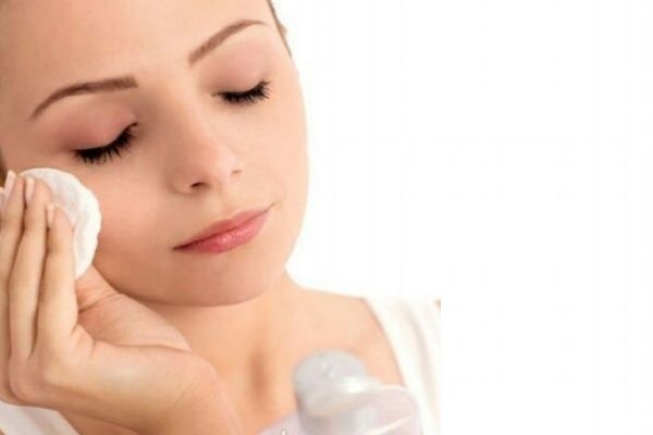 什么情況需要卸妝 用了什么需要卸妝 什么情況需要卸妝 用了什么需要卸妝