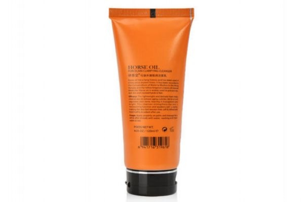 馬油洗面奶的功效與作用 馬油洗面奶好用嗎 馬油洗面奶的功效與作用 馬油洗面奶好用嗎