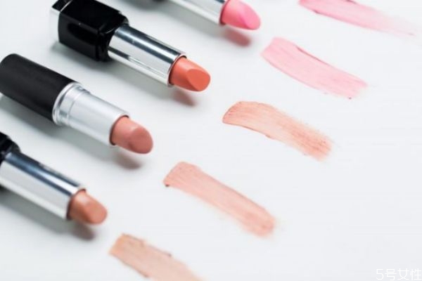 唇部為什么需要防曬 唇部沒防曬會(huì)怎樣 唇部為什么需要防曬 唇部沒防曬會(huì)怎樣