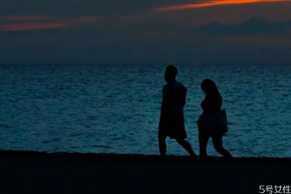 異地戀怎么培養(yǎng)感情 異地戀怎么樣才能長(zhǎng)久 異地戀怎么培養(yǎng)感情 異地戀怎么樣才能長(zhǎng)久