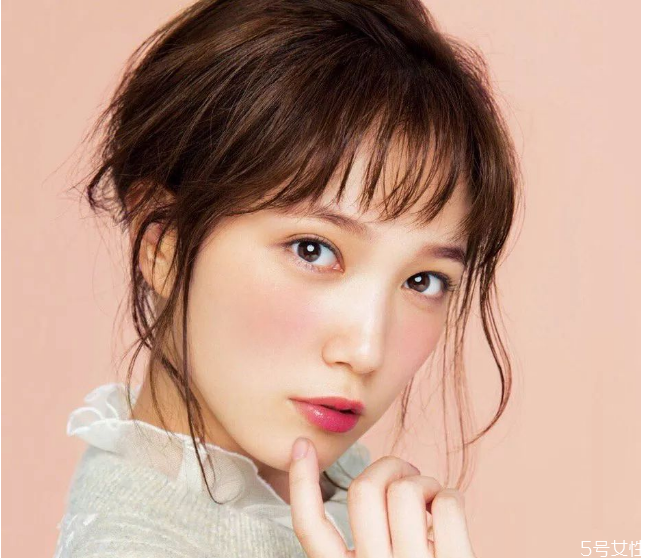 日系妝容要點(diǎn) 日系妝歐美妝對比 日系妝容要點(diǎn) 日系妝歐美妝對比