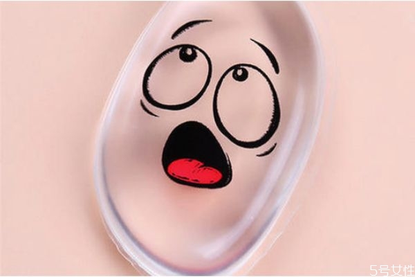 硅膠粉撲發(fā)黃了還能不能用 硅膠粉撲的缺點(diǎn) 硅膠粉撲發(fā)黃了還能不能用 硅膠粉撲的缺點(diǎn)