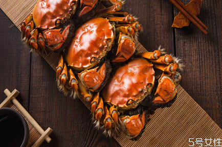 產(chǎn)后多久可以吃大閘蟹 產(chǎn)后吃螃蟹可以喂奶嗎 產(chǎn)后多久可以吃大閘蟹 產(chǎn)后吃螃蟹可以喂奶嗎