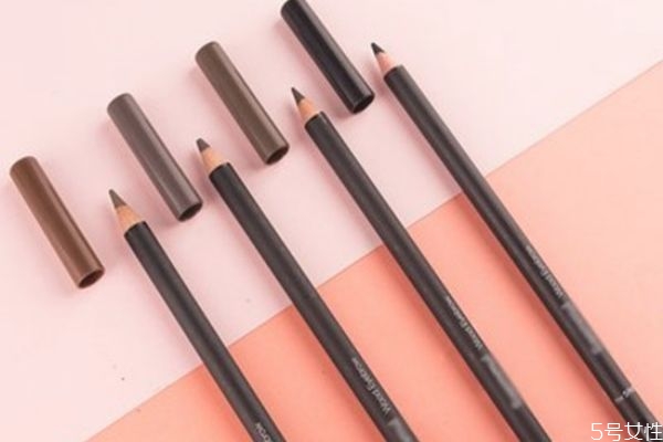 眉筆可以分幾個硬度 眉筆選購注意事項 眉筆可以分幾個硬度 眉筆選購注意事項