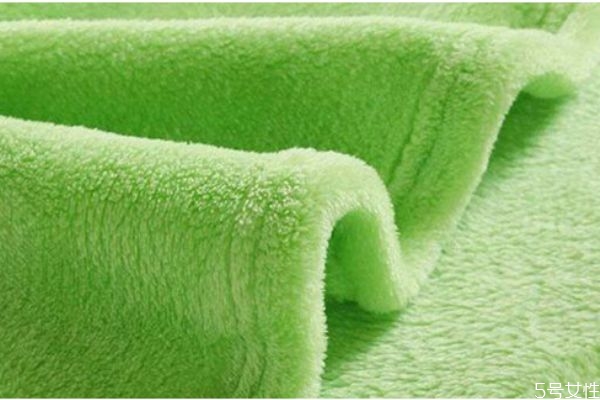 天鵝絨面料和珊瑚絨面料哪個好 天鵝絨和珊瑚絨優(yōu)缺點 天鵝絨面料和珊瑚絨面料哪個好 天鵝絨和珊瑚絨優(yōu)缺點