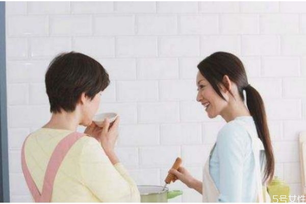 不跟婆婆來(lái)往誰(shuí)損失大 兒媳不回婆家是誰(shuí)丟臉 不跟婆婆來(lái)往誰(shuí)損失大 兒媳不回婆家是誰(shuí)丟臉