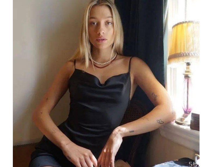 千禧辣妹風(fēng)卷土重來？千禧辣妹是什么風(fēng)格