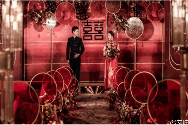 妻子做哪些事讓會(huì)傷丈夫的心 這些事最傷丈夫的心 妻子做哪些事讓會(huì)傷丈夫的心 這些事最傷丈夫的心