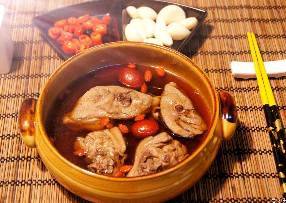 四物湯連續(xù)喝幾天最好 怎么搭配四物湯不上火 四物湯連續(xù)喝幾天最好 怎么搭配四物湯不上火