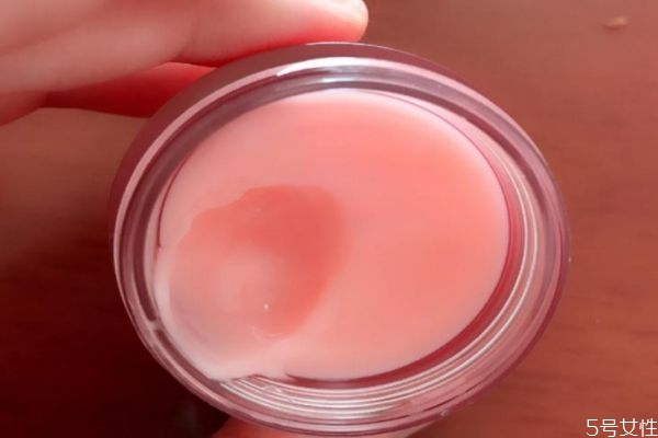 怎么看唇膜有沒有過(guò)期 唇膜一般多久過(guò)期 怎么看唇膜有沒有過(guò)期 唇膜一般多久過(guò)期