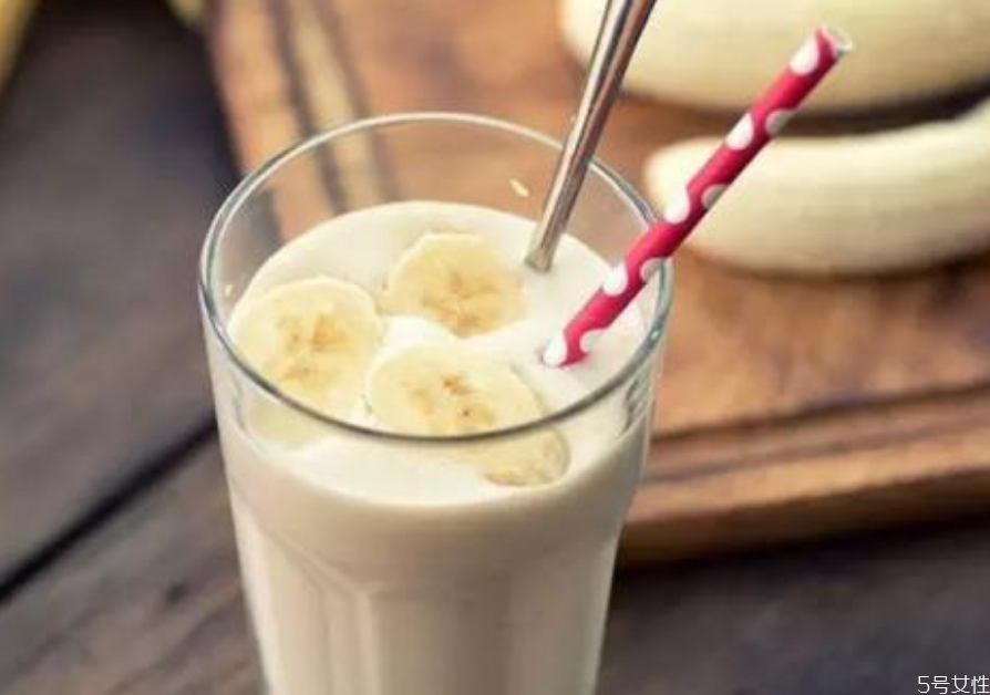 牛奶加熱會損失營養(yǎng)嗎 牛奶加熱到多少度合適 牛奶加熱會損失營養(yǎng)嗎 牛奶加熱到多少度合適