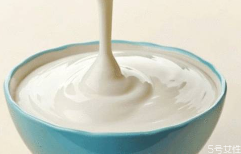 酸奶能加熱后再飲用嗎 酸奶加熱后有毒嗎 酸奶能加熱后再飲用嗎 酸奶加熱后有毒嗎