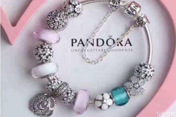 潘多拉手鏈怎么扣 潘多拉手鏈哪個(gè)款式最經(jīng)典 潘多拉手鏈怎么扣 潘多拉手鏈哪個(gè)款式最經(jīng)典