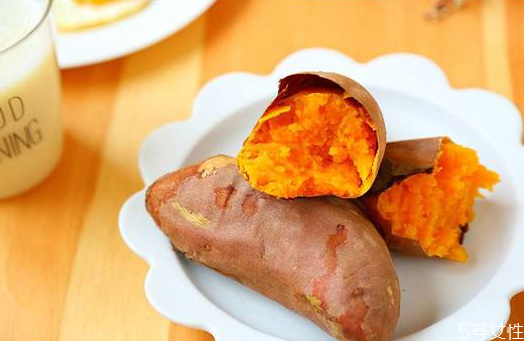 一個紅薯的熱量相當(dāng)于多少米飯 紅薯當(dāng)飯吃是增肥還是減肥 一個紅薯的熱量相當(dāng)于多少米飯 紅薯當(dāng)飯吃是增肥還是減肥