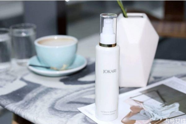 卸妝乳飛機(jī)上可以帶嗎 卸妝乳保質(zhì)期多久 卸妝乳飛機(jī)上可以帶嗎 卸妝乳保質(zhì)期多久