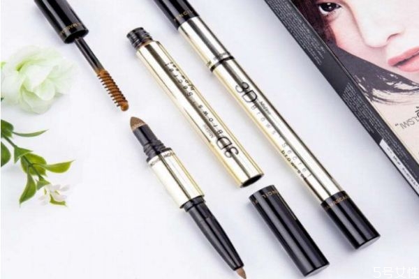 眉筆和眉粉哪個傷害大 男生用眉筆還是眉粉 眉筆和眉粉哪個傷害大 男生用眉筆還是眉粉