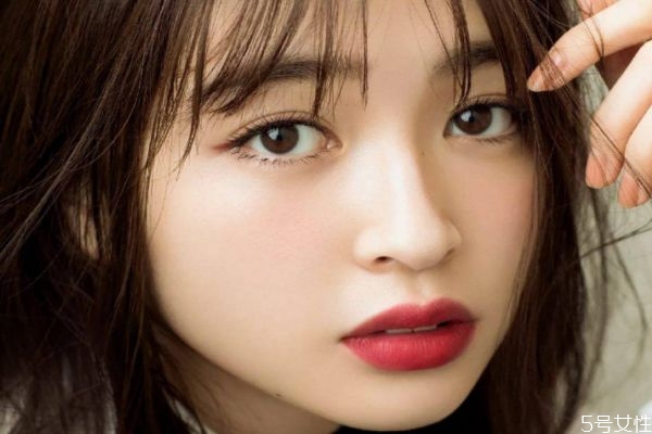 日系元?dú)鈯y容怎么畫好看 日系小清新妝容怎么畫好看 日系元?dú)鈯y容怎么畫好看 日系小清新妝容怎么畫好看