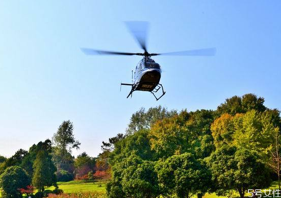 情侶圣誕節(jié)怎么過 最浪漫的圣誕約會地 情侶圣誕節(jié)怎么過 最浪漫的圣誕約會地