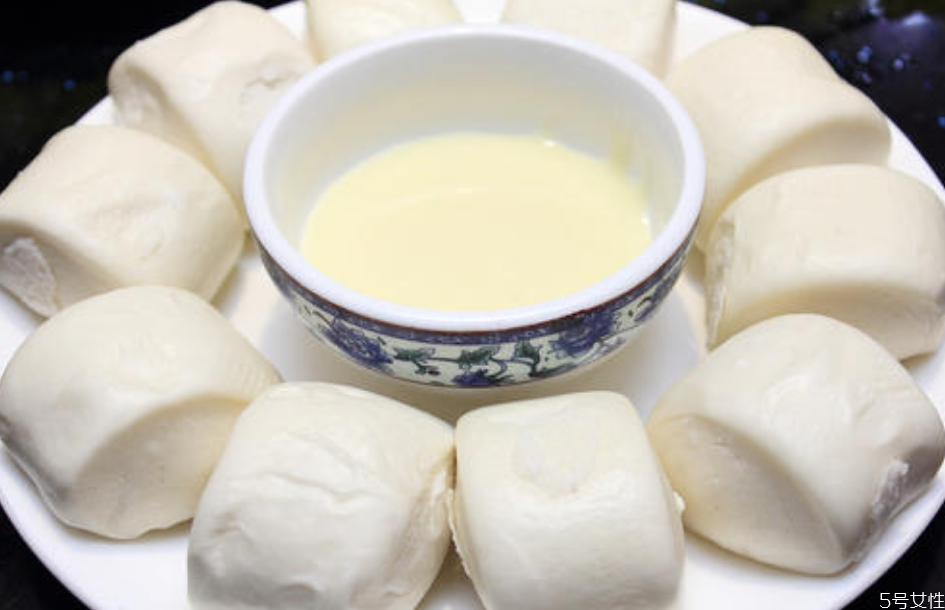 蒸饅頭怎么做不粘鍋 饅頭起皮起泡是怎么回事 蒸饅頭怎么做不粘鍋 饅頭起皮起泡是怎么回事