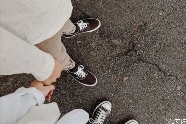 二婚分手了還會(huì)復(fù)合嗎 二婚分手容易挽回嗎 二婚分手了還會(huì)復(fù)合嗎 二婚分手容易挽回嗎